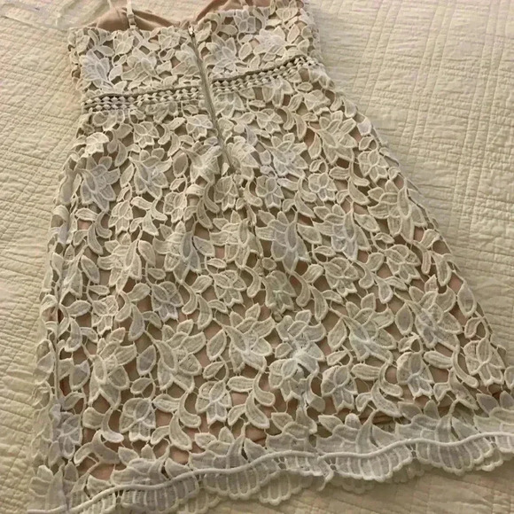 Lulus - Picture 5 of 5